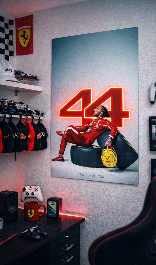 “ L. Hamilton 44 Legacy” – Neon Motorsport Icon Wall Art