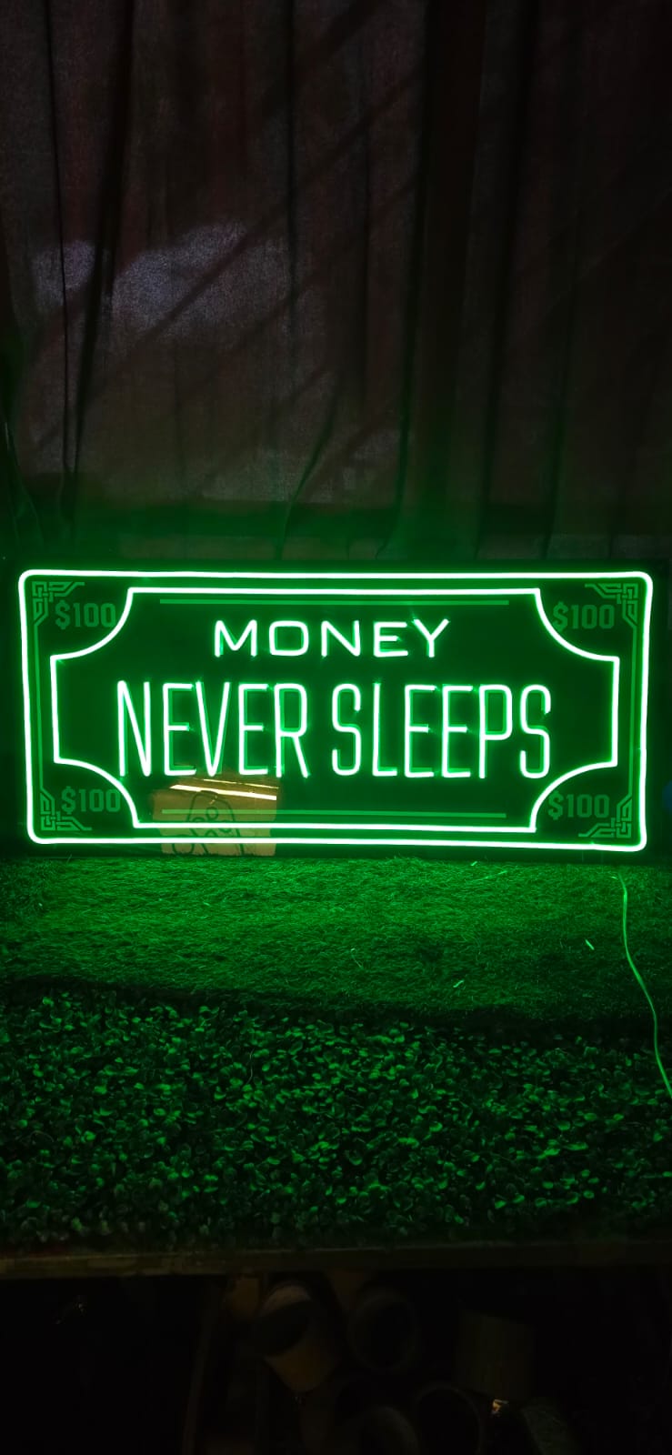 💸 Money Never Sleeps Neon Sign – Green Hustle LED Wall Art (36*18 INCH)