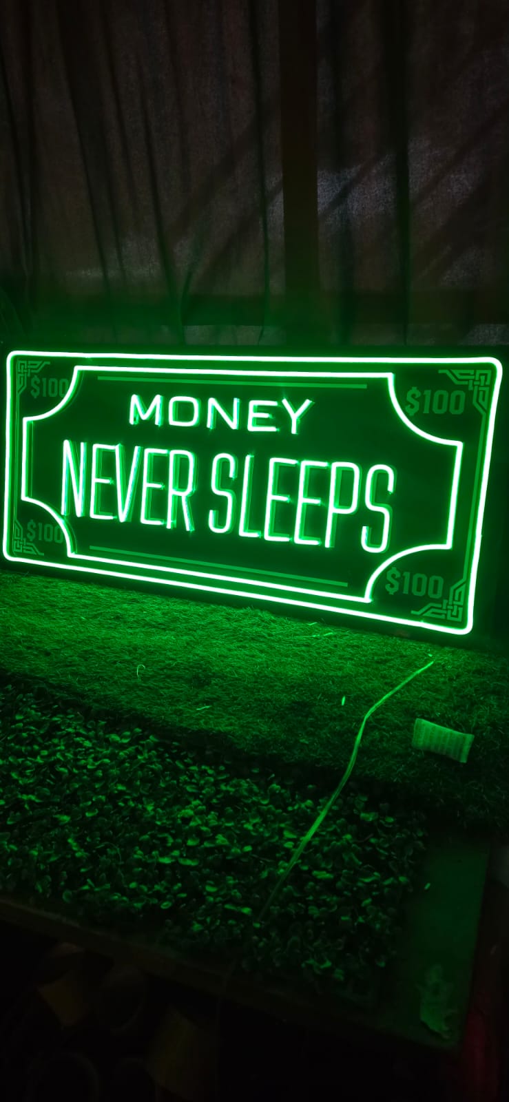 💸 Money Never Sleeps Neon Sign – Green Hustle LED Wall Art (36*18 INCH)