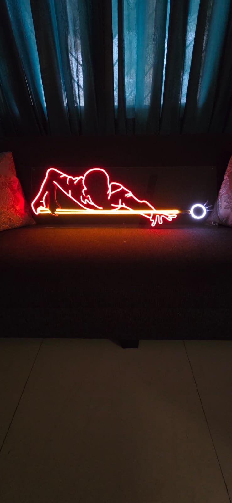 Snooker Player Motion Neon Wall Sign – Billiards Game Room LED Art( 36*12 inch )
