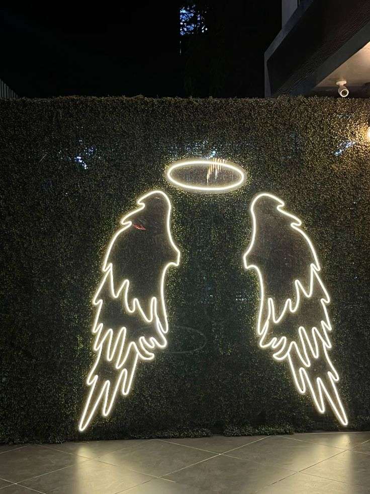 Angel Wings Neon Wall Art with Halo – LED Photo Wall Décor | Neon Signs India — Image 7