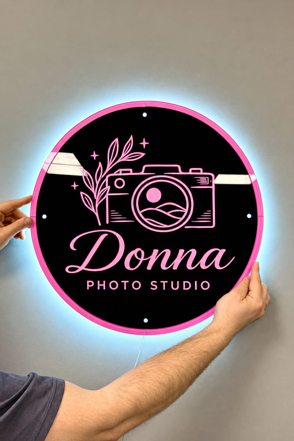 Custom Round LED Acrylic Sign – illuminated logo sign