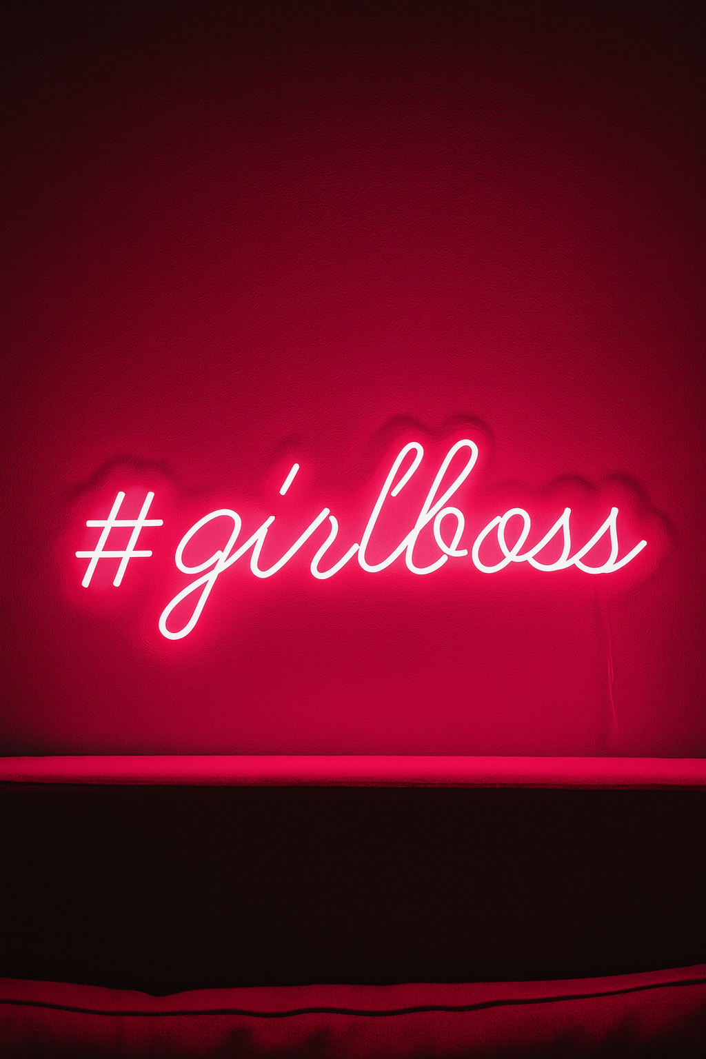 #girlboss pink neon sign (8*18 inches) Neonsignsindia