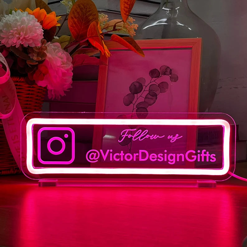 Youtube/Instagram/Facebook neon with etching effect