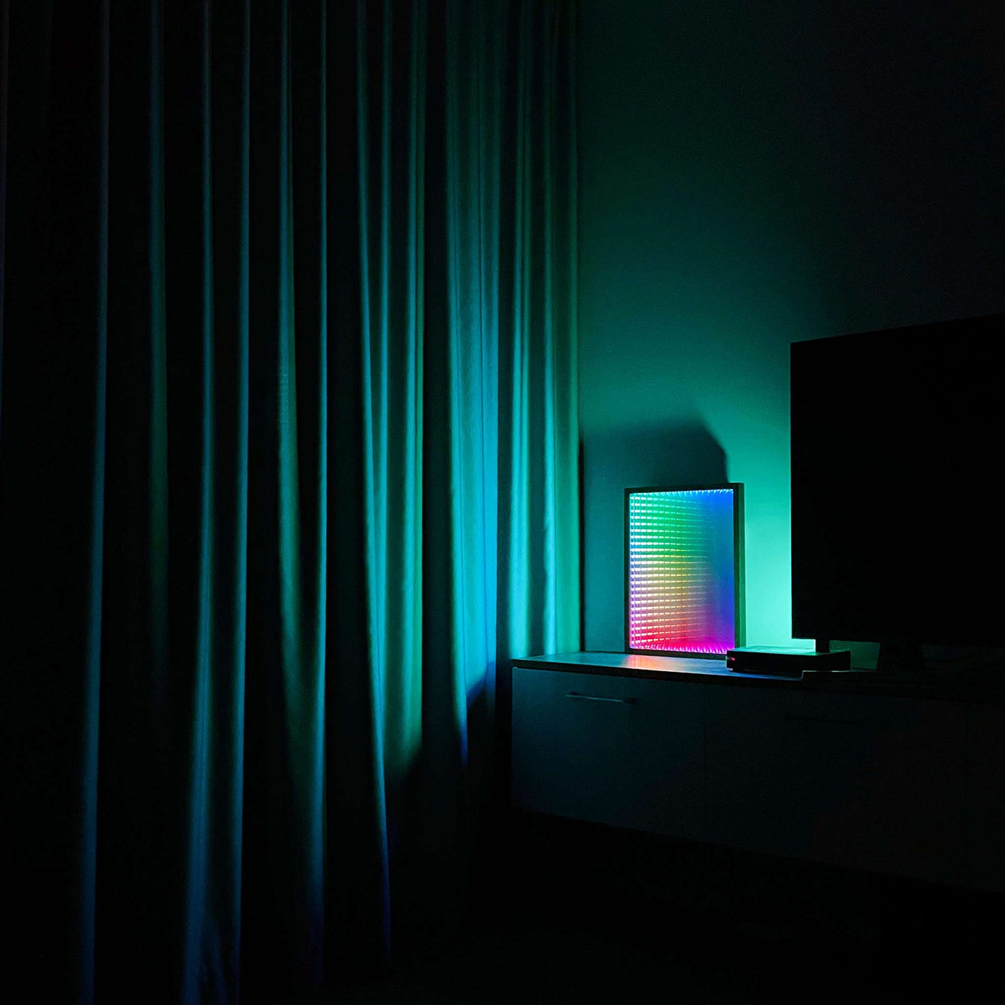 LED Infinity Mirror, 3D Tunnel Mirror, Light Portal, Infinity Light, Gaming Lamp, Wall Hanging 15.5x15.5 inches Neonsignsindia